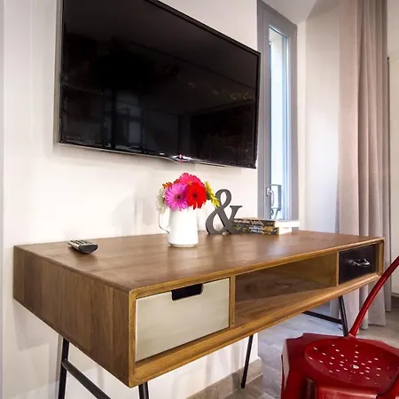 Ca' De Comm - Business Studio By Holiday Solutions Lejlighed Como